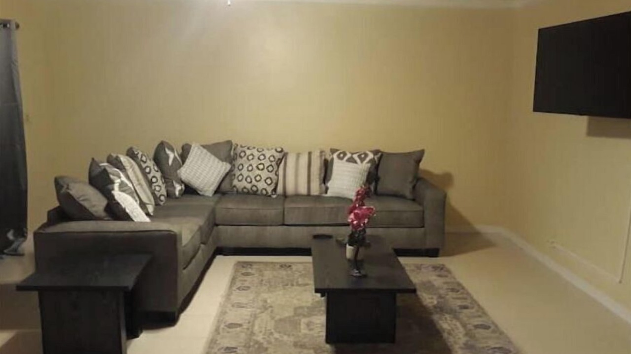 Photo of Livingroom in Lucaya