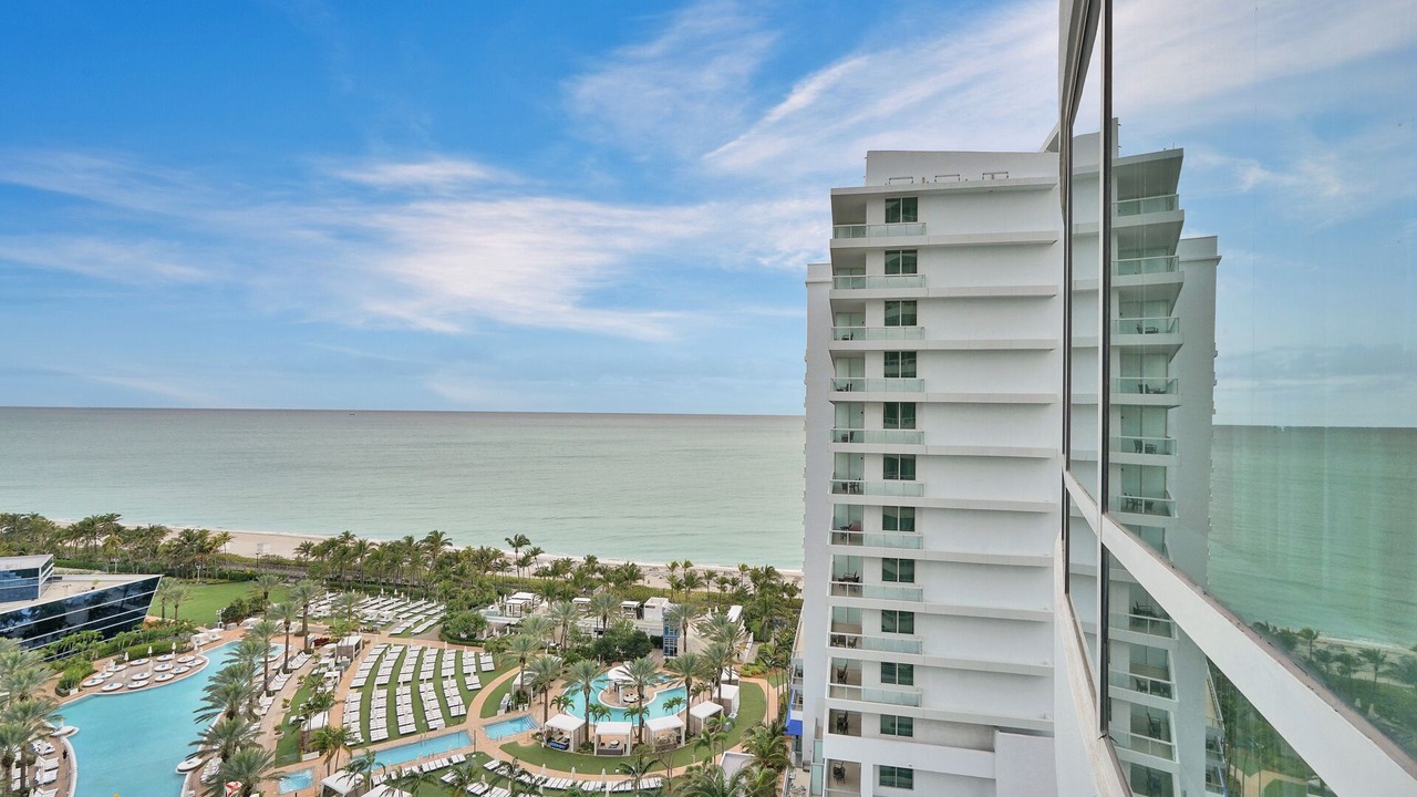 Photo of Outdoor in Mid Beach