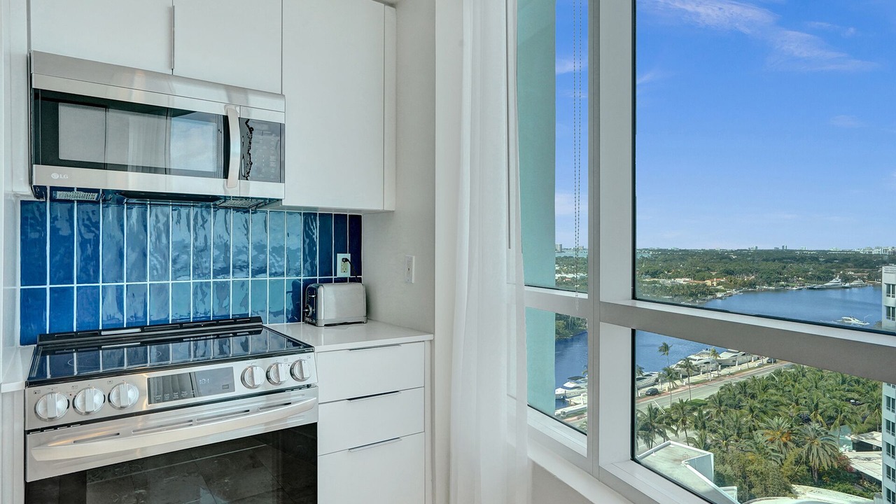 Photo of Kitchen in Mid Beach