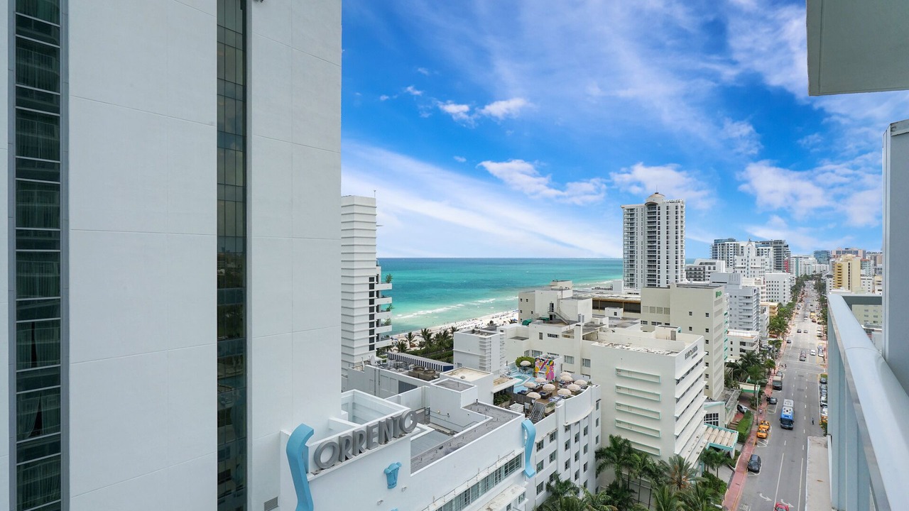 Photo of Outdoor in Mid Beach
