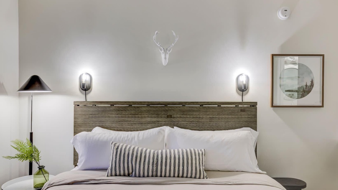 Photo of Bedroom in Lakeside Park