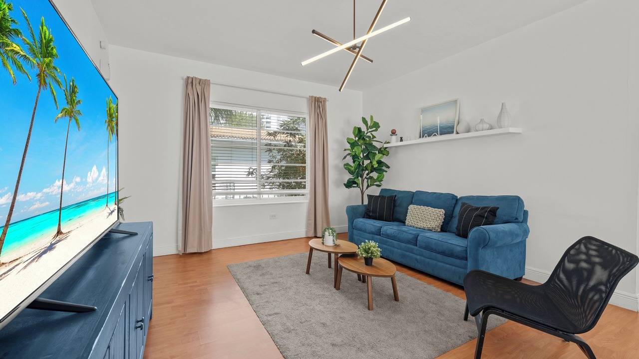 Photo of Livingroom in West Avenue