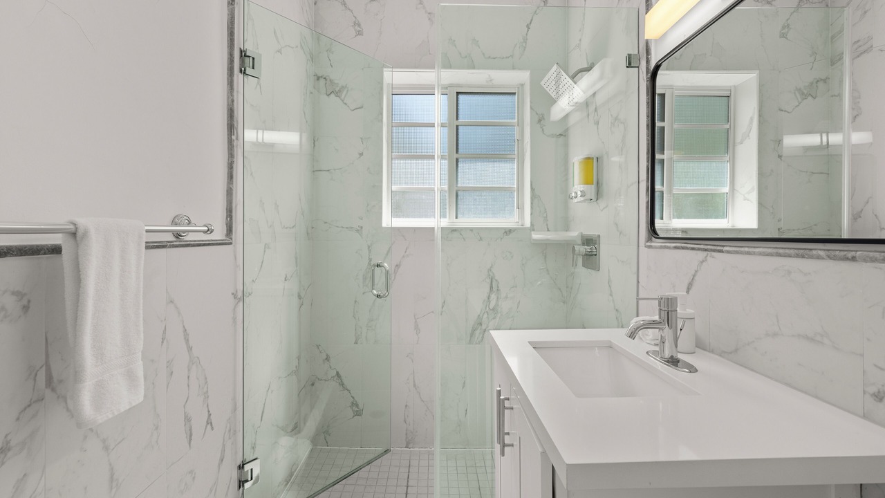 Photo of Bathroom in West Avenue