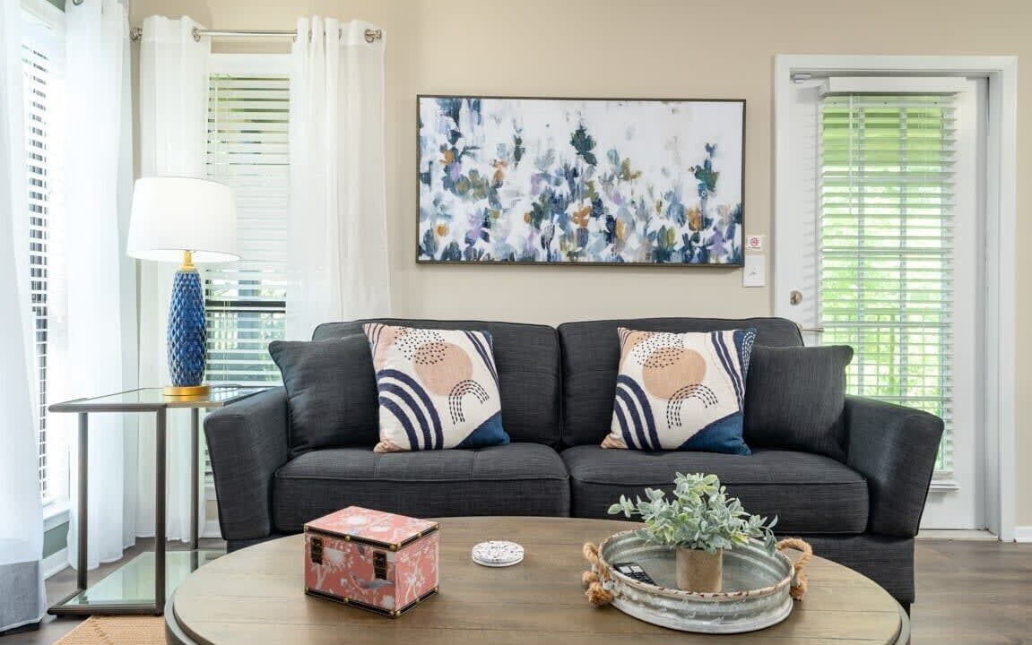 Photo of Livingroom in Hoover