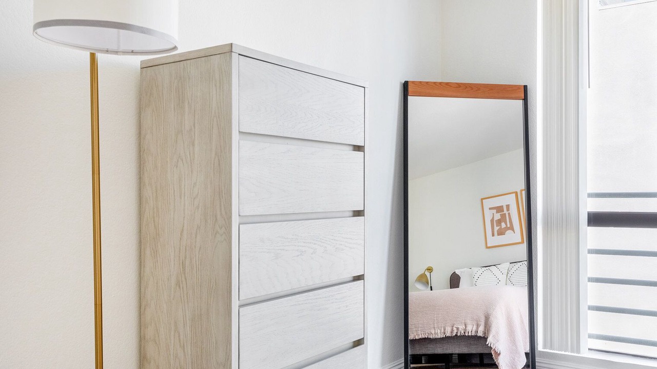 Photo of Bedroom in Hollywood Hills West