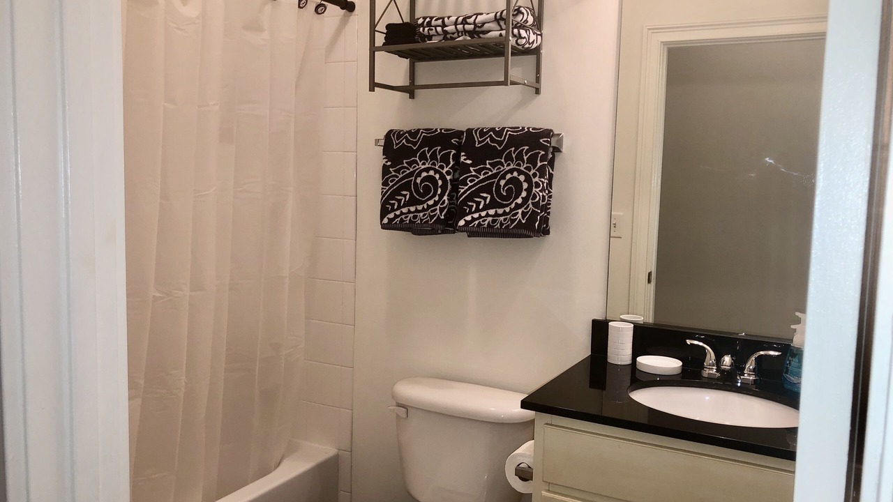 Photo of Bathroom in Tuscaloosa