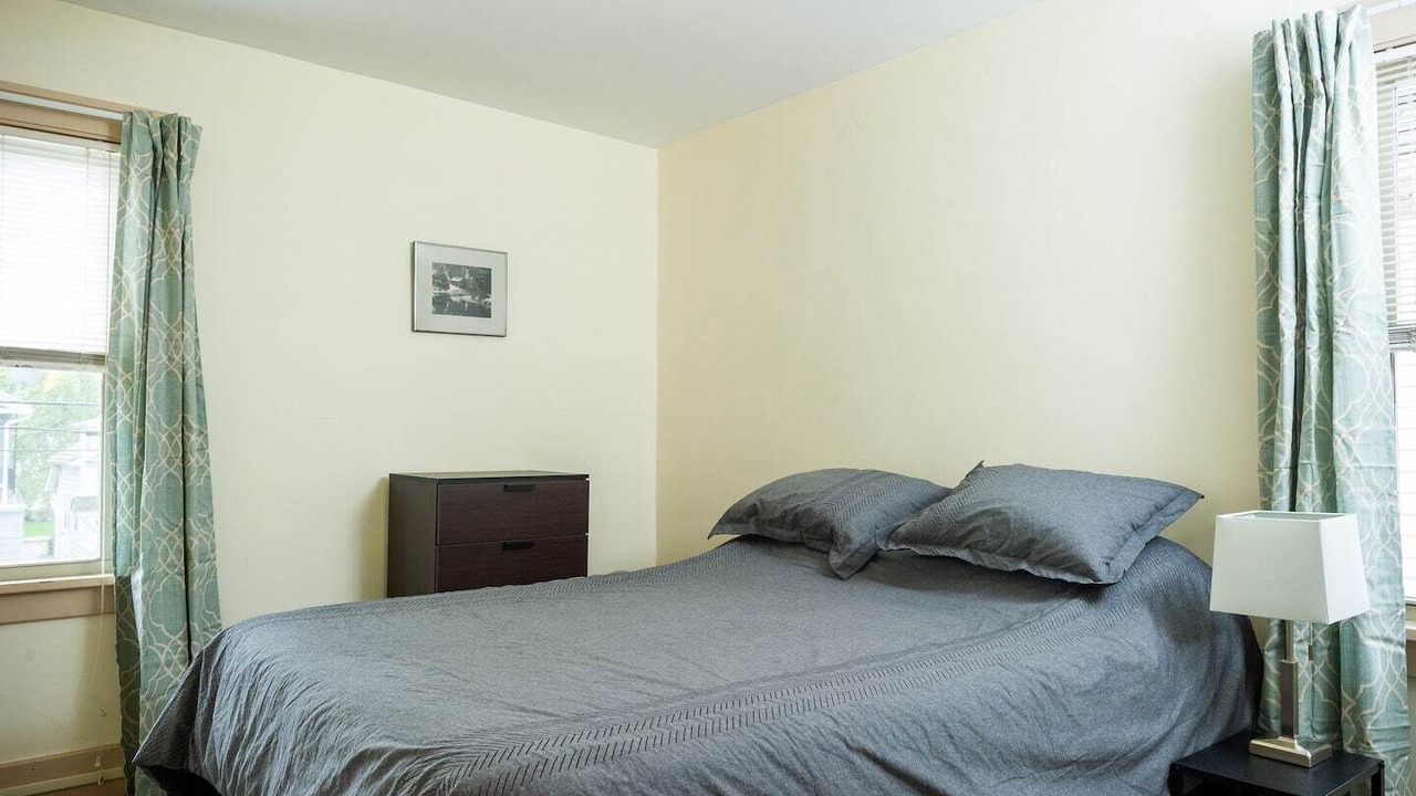 Photo of Bedroom in Kenmore