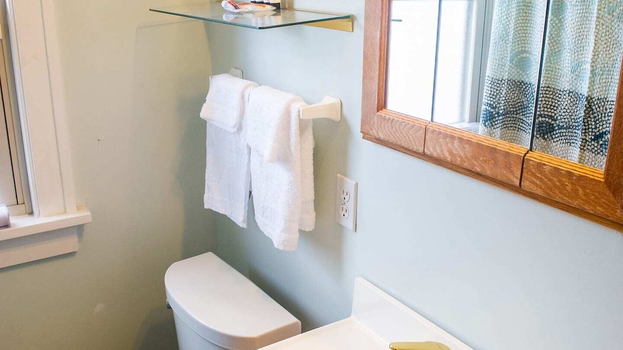 Photo of Bathroom in Kenmore