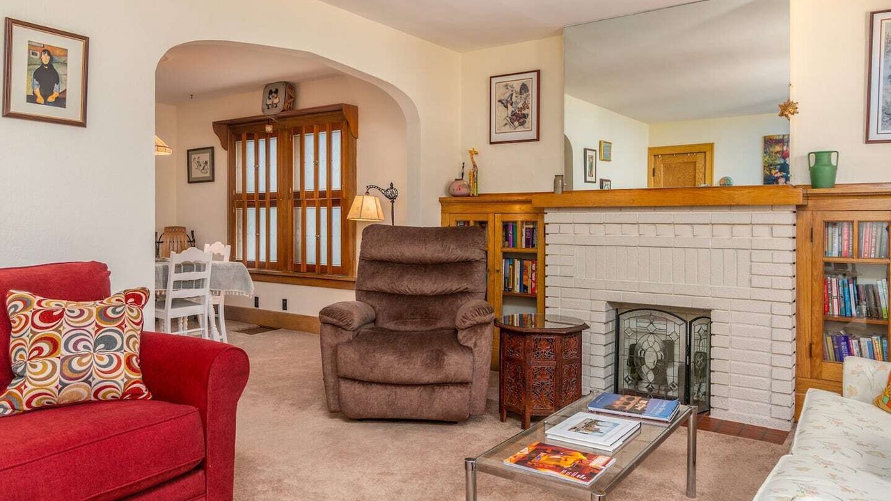 Photo of Livingroom in Kenmore
