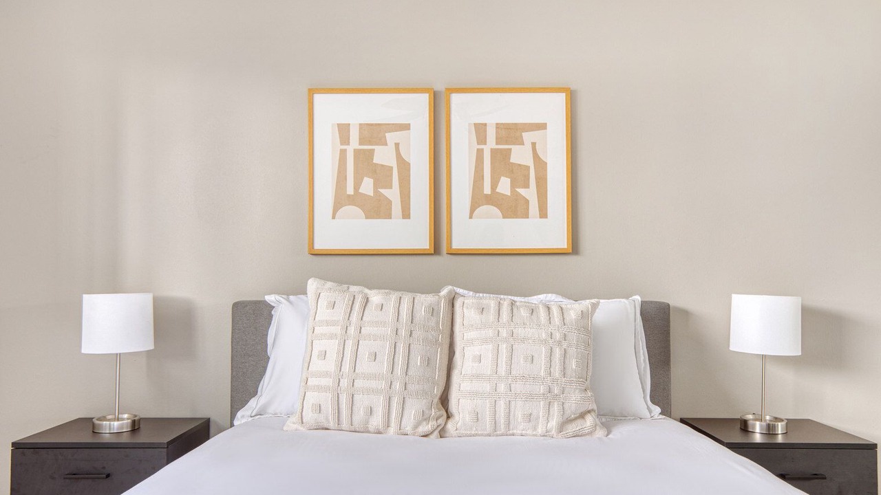 Photo of Bedroom in Valley Village