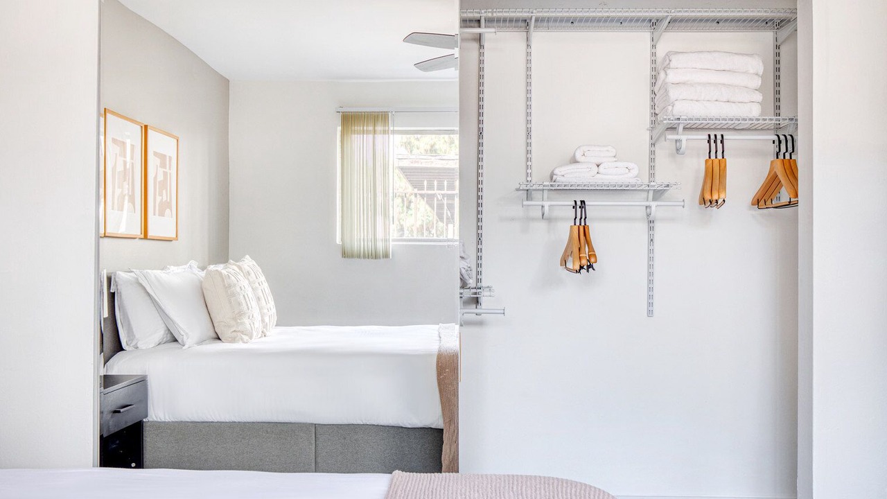 Photo of Bedroom in Valley Village