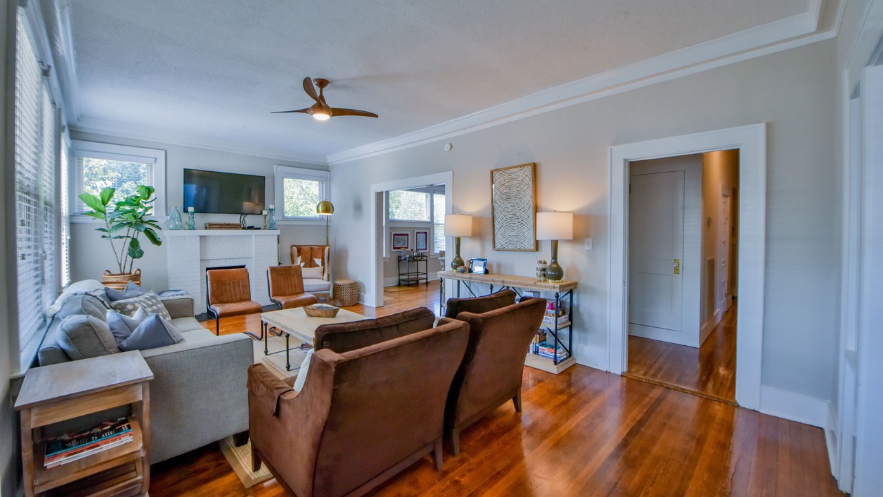 Photo of Livingroom in Tuscaloosa
