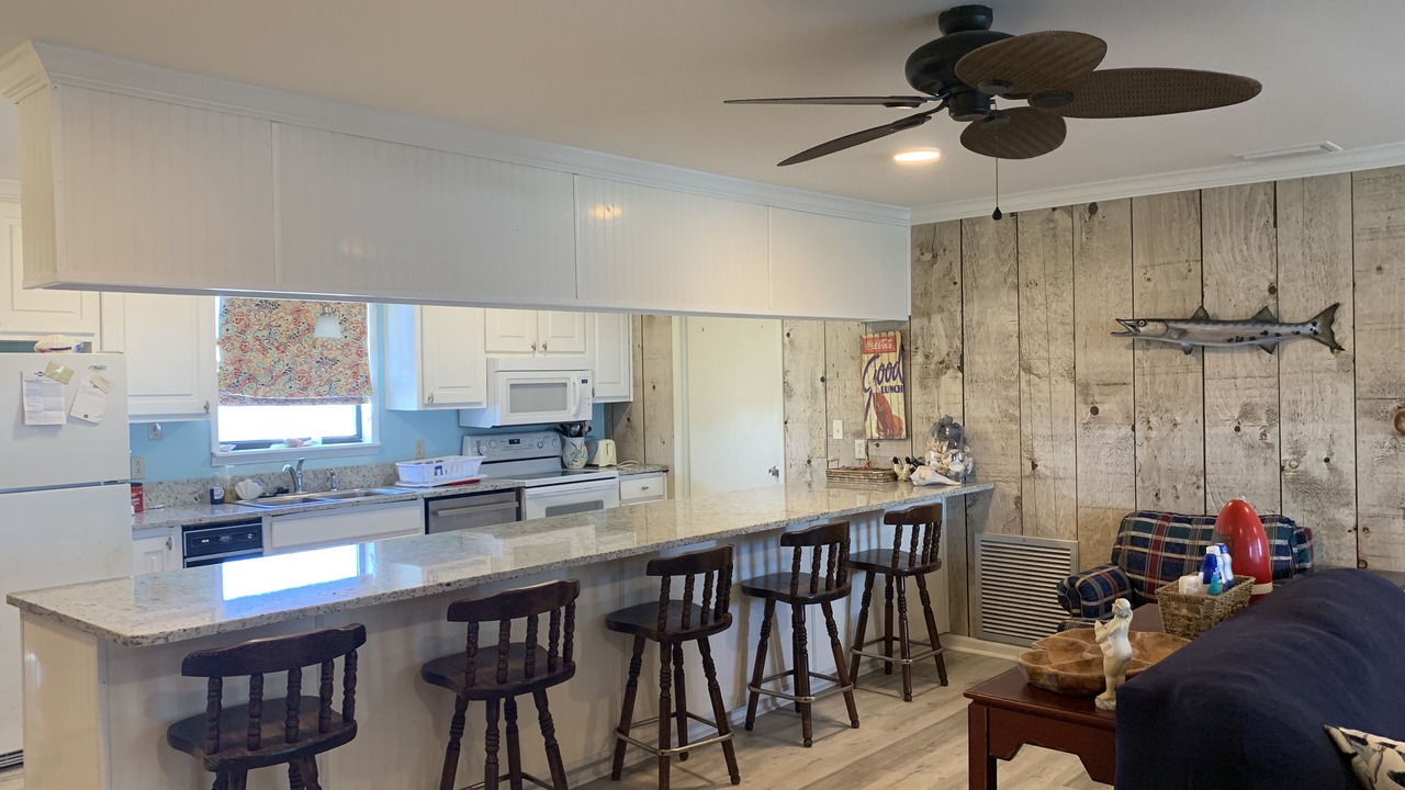 Photo of Kitchen in Silver Cay