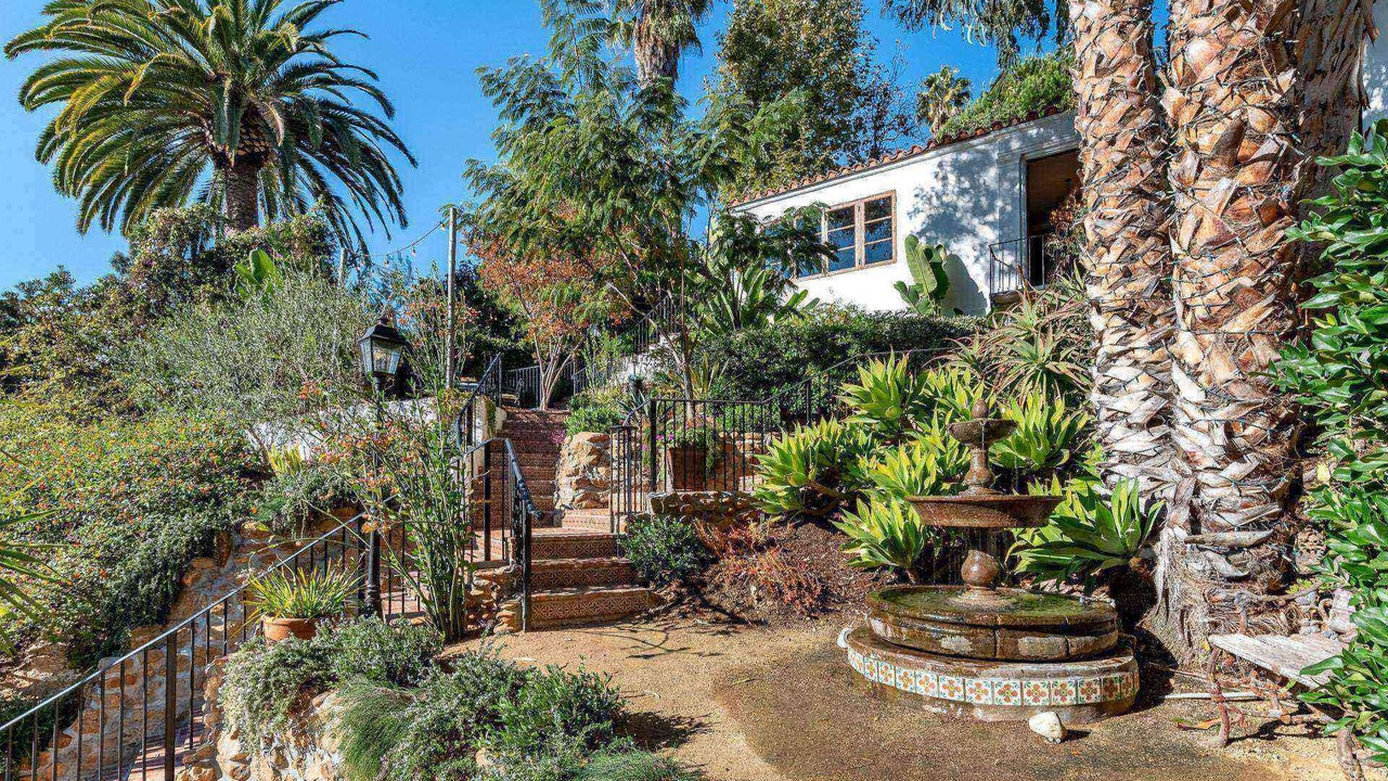 Photo of Outdoor in Hollywood Dell