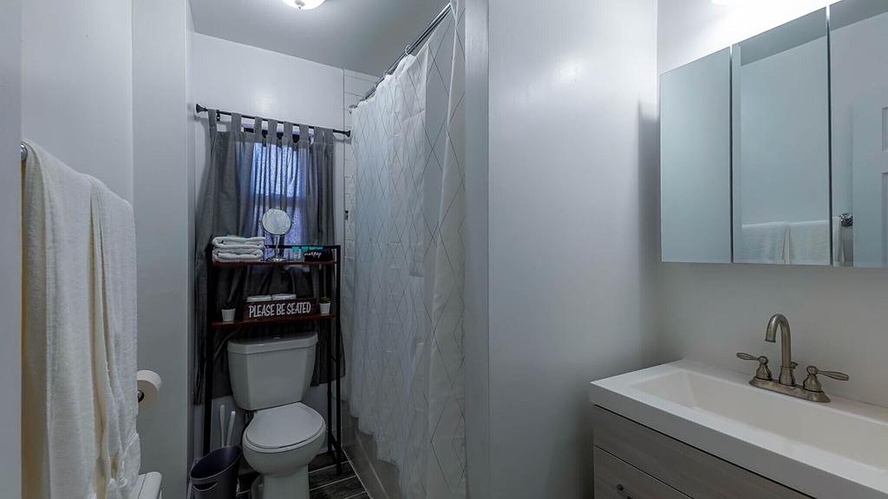 Photo of Bathroom in Lodi