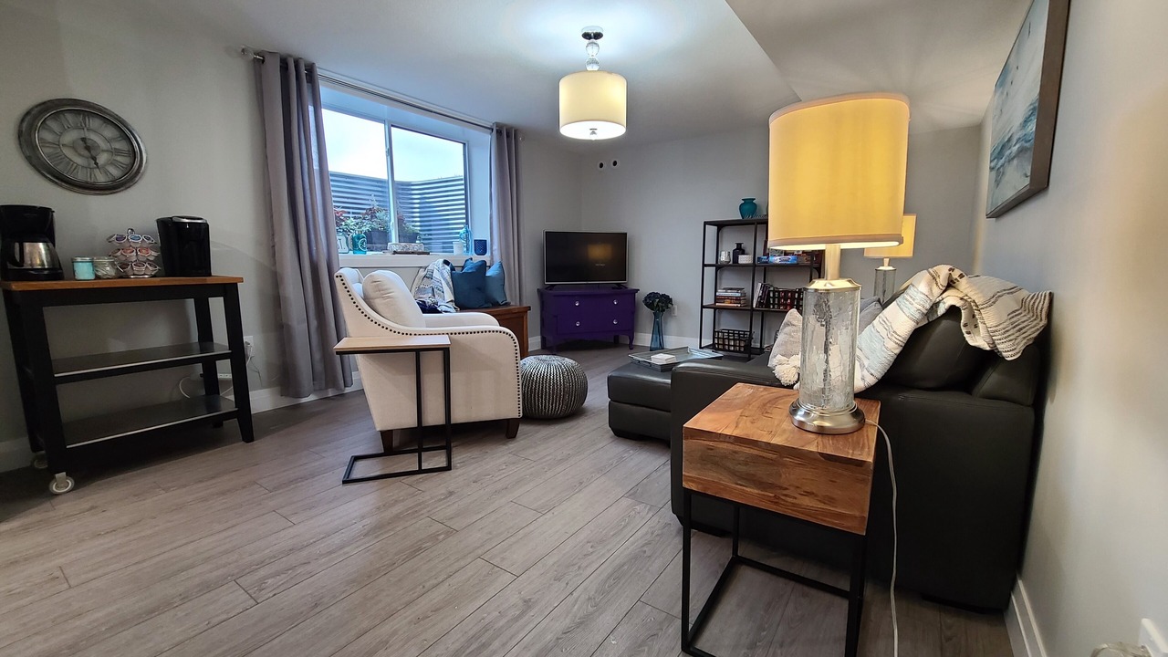 Photo of Livingroom in Elora