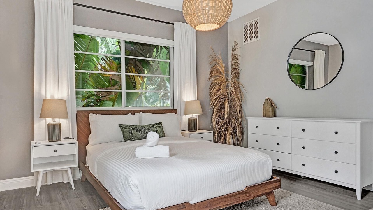 Photo of Bedroom in West Avenue