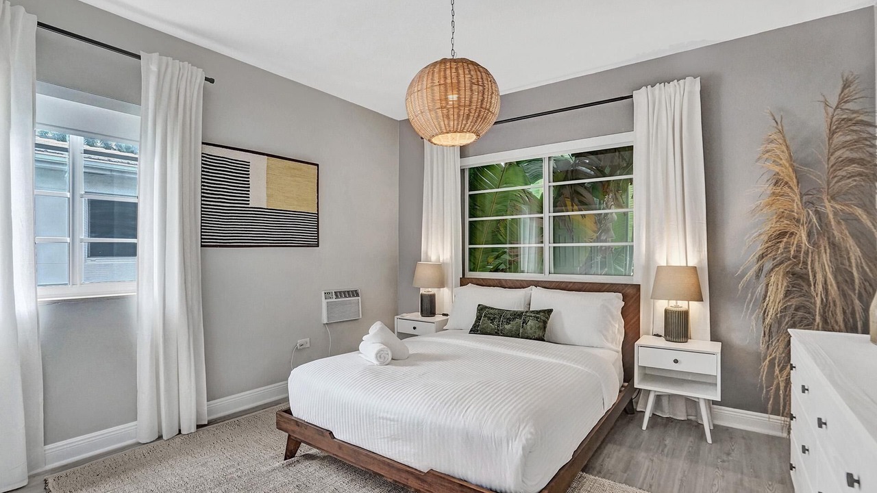 Photo of Bedroom in West Avenue