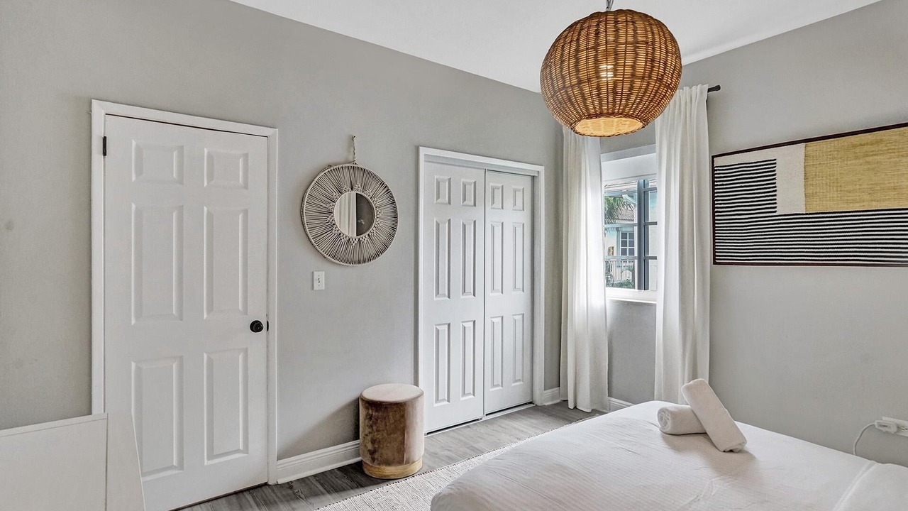 Photo of Bedroom in West Avenue