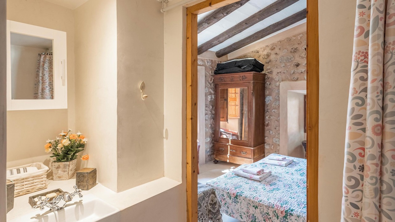 Photo of Bathroom in Fornalutx