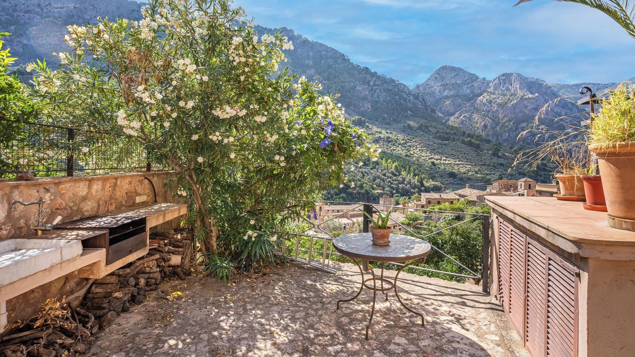 Photo of Patio Balcony in Fornalutx