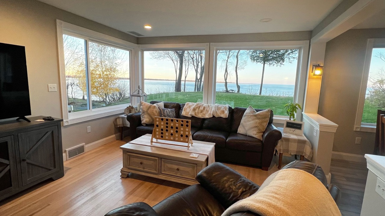 Photo of Livingroom in Erie