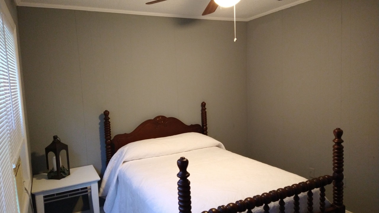 Photo of Bedroom in Water Valley