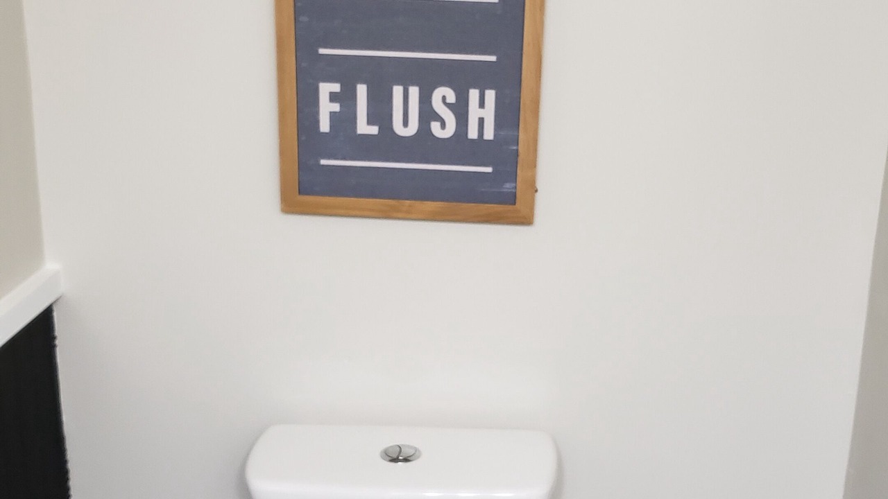 Photo of Bathroom in Hannon Park