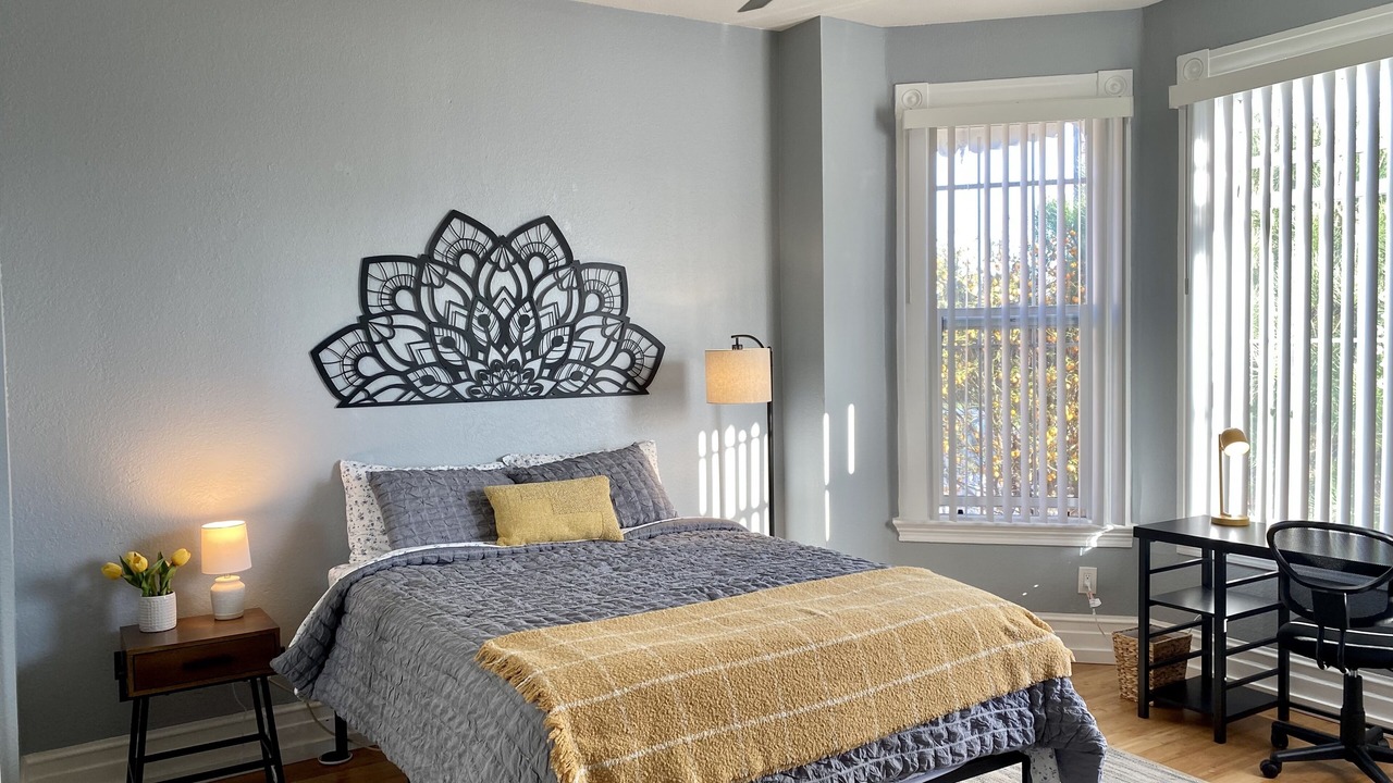 Photo of Bedroom in Los Angeles