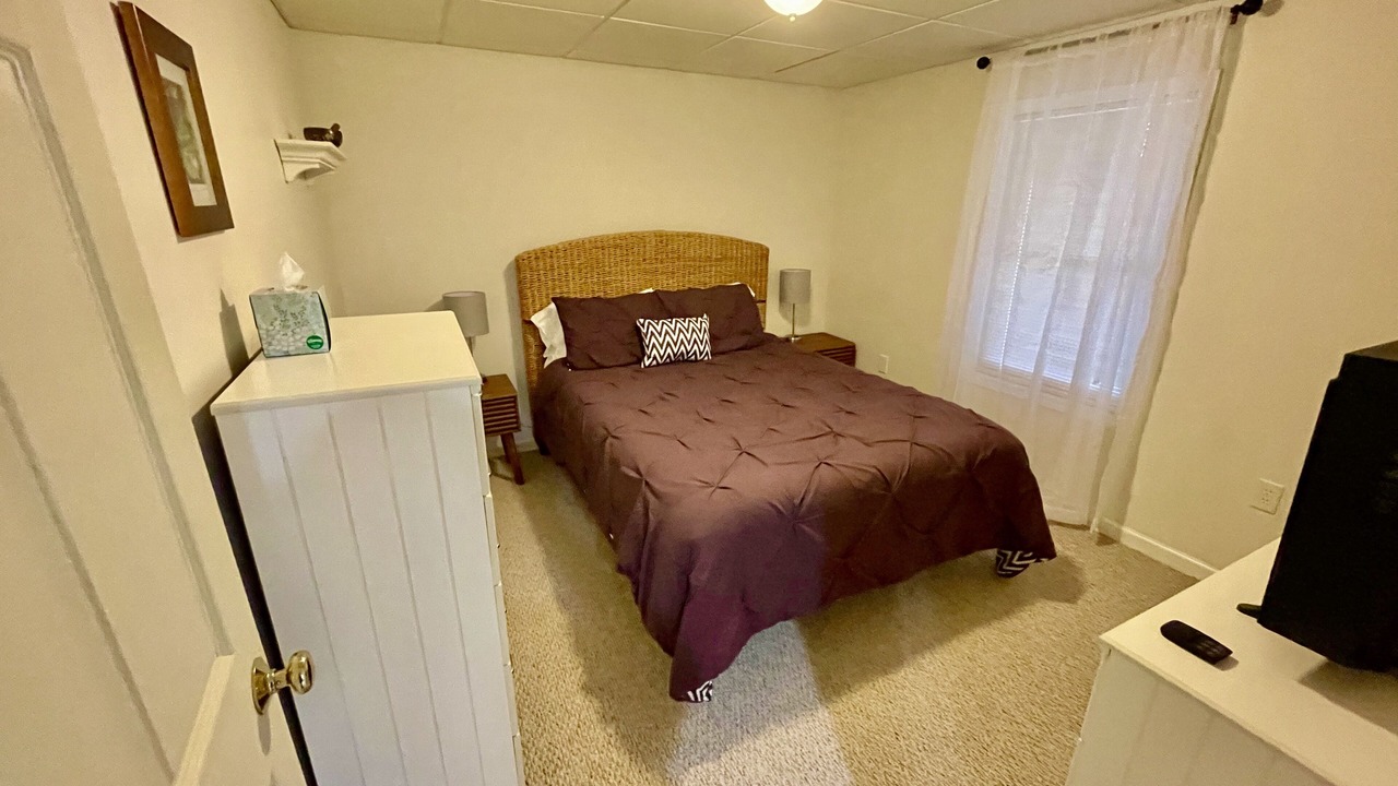 Photo of Bedroom in Woodfin