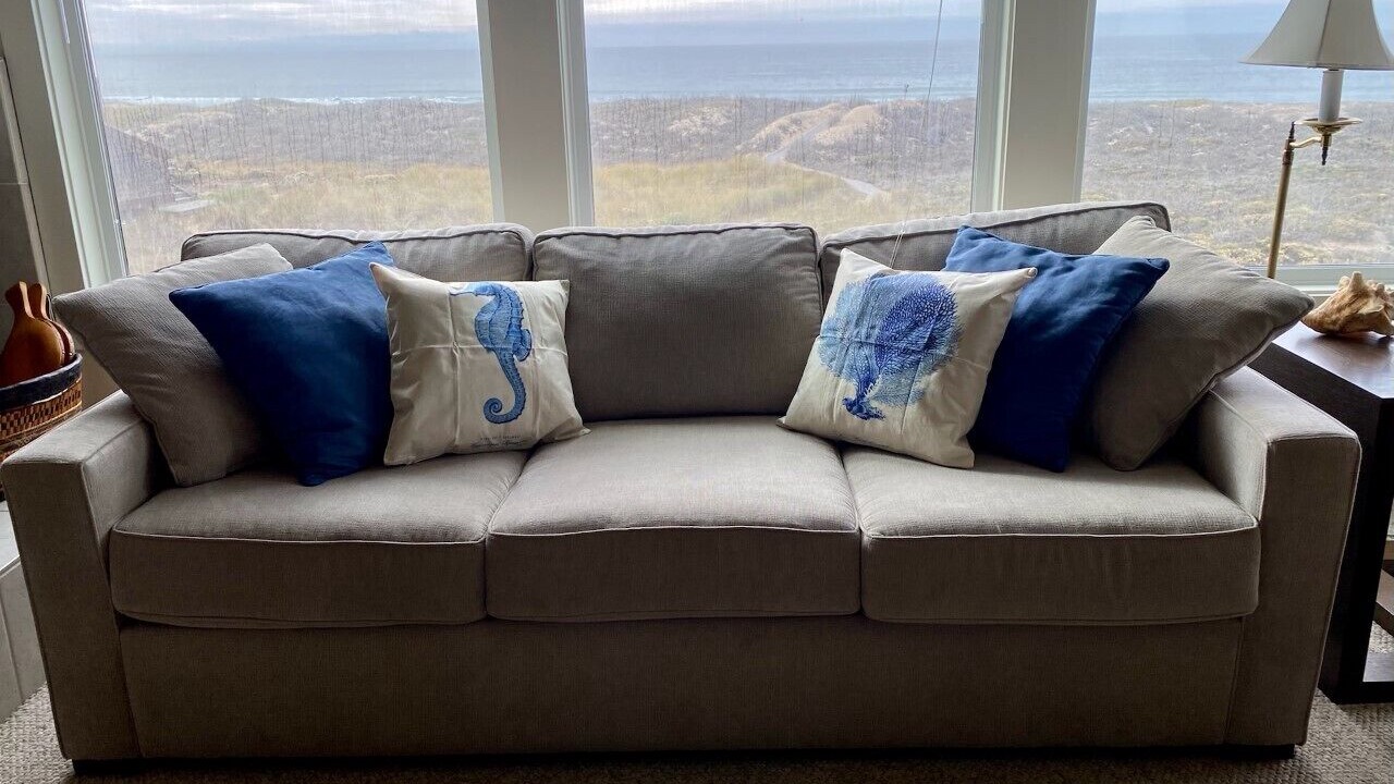 Photo of Livingroom in Castroville