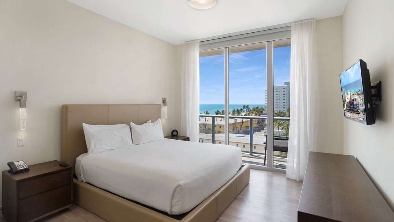 Photo of Bedroom in Hollywood