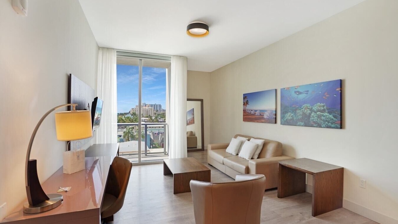 Photo of Livingroom in Hollywood