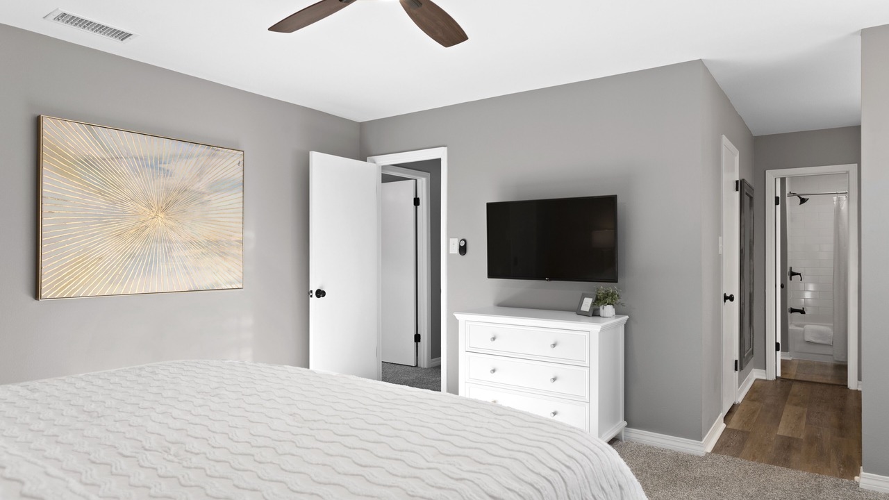 Photo of Bedroom in Daphne