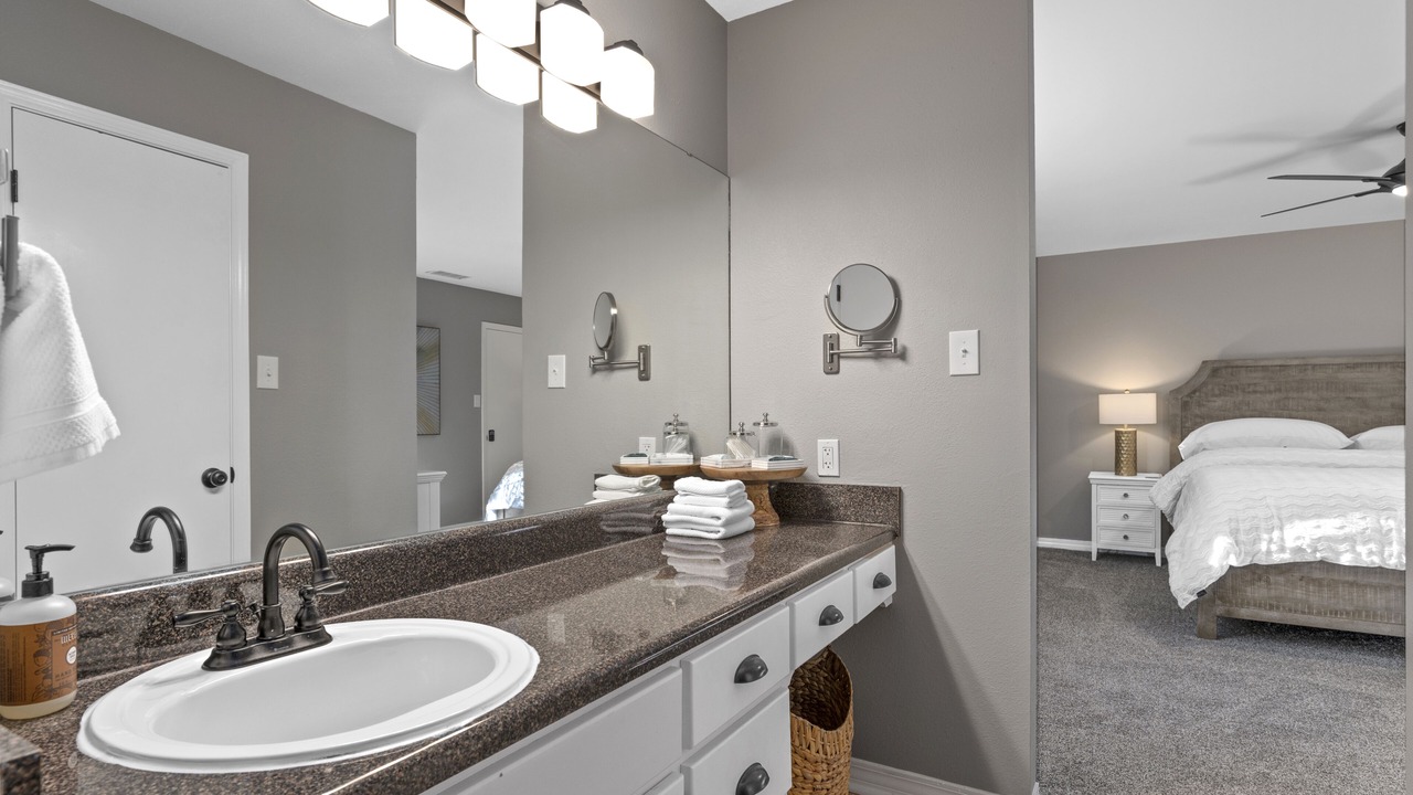 Photo of Bathroom in Daphne