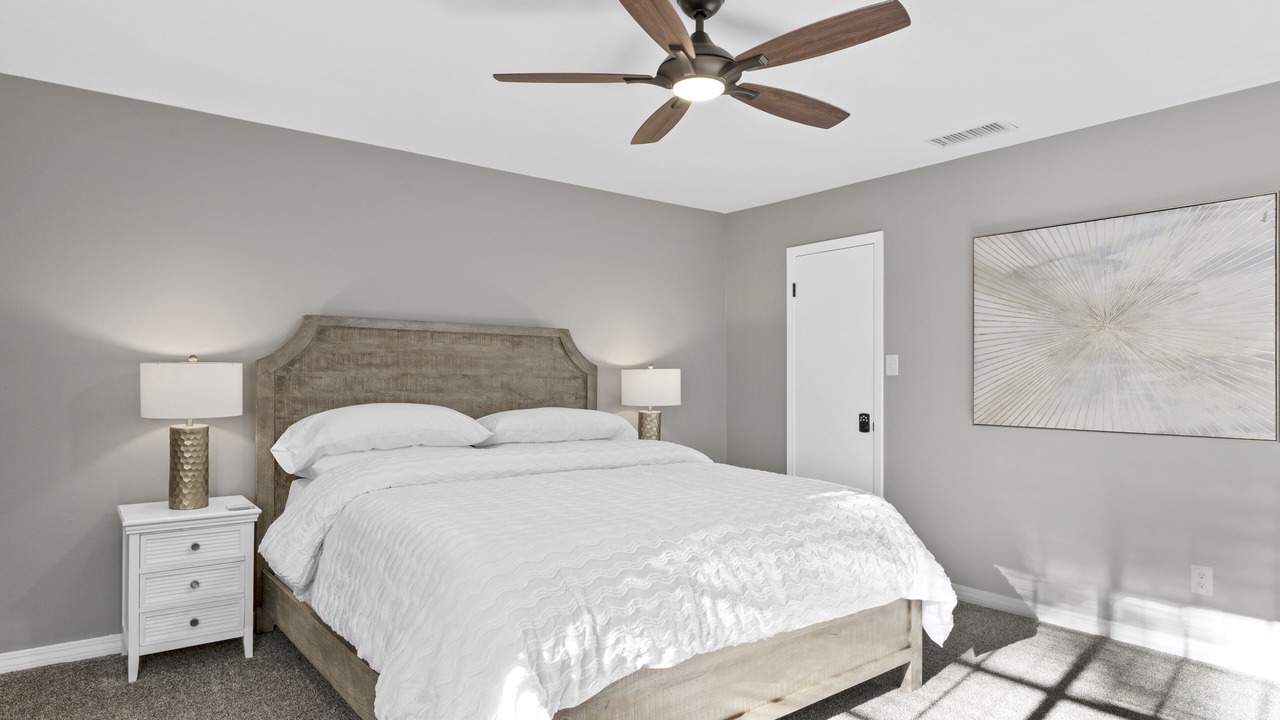 Photo of Bedroom in Daphne