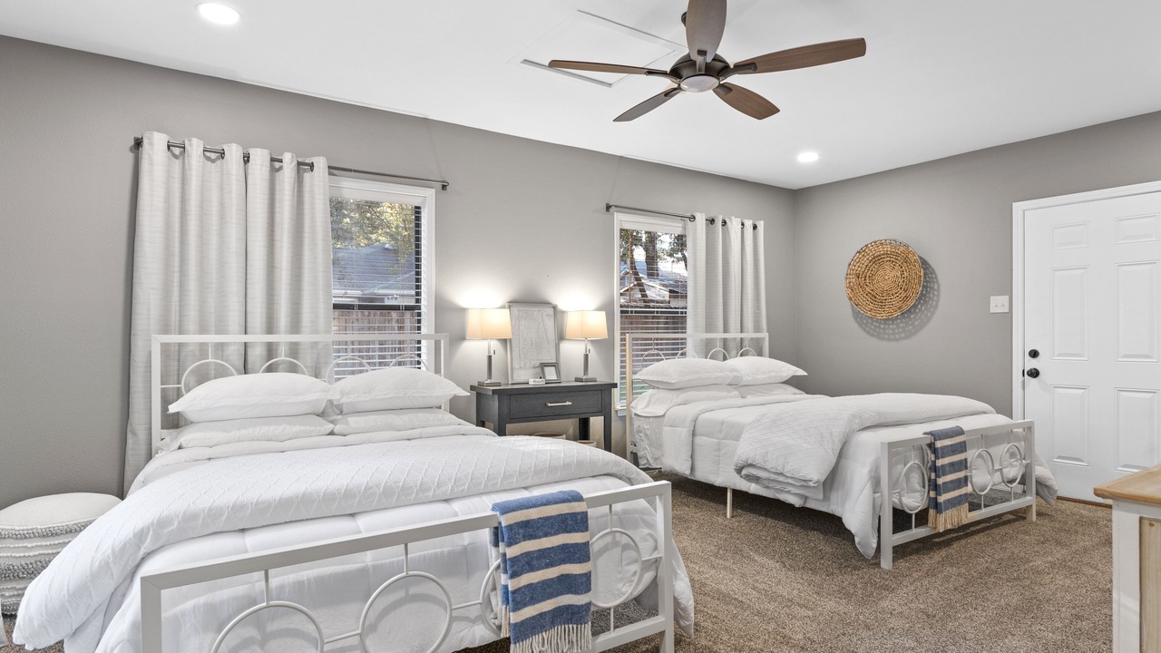 Photo of Bedroom in Daphne