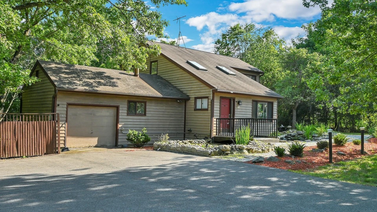 Photo of Outdoor in Middle Hope