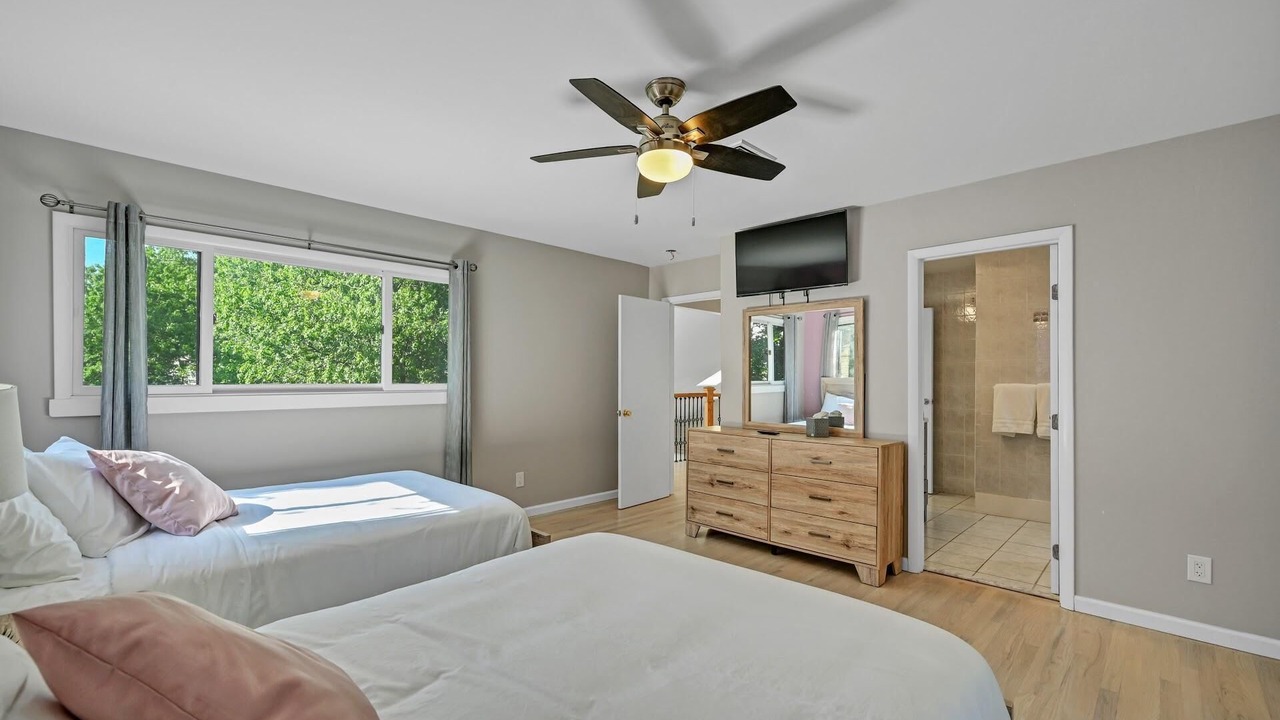 Photo of Bedroom in Middle Hope