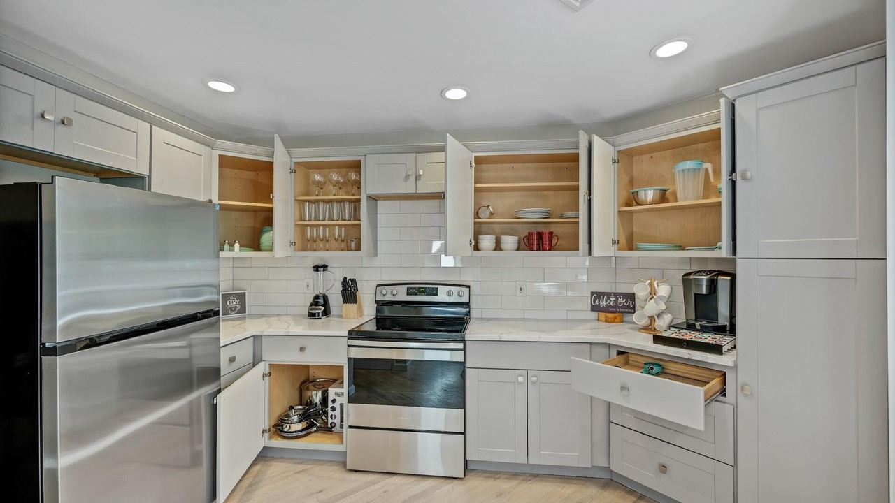 Photo of Kitchen in Middle Hope