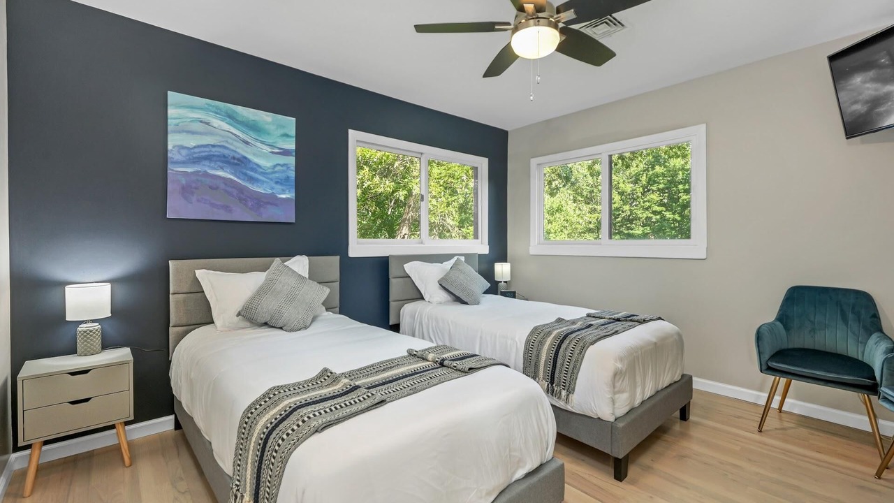 Photo of Bedroom in Middle Hope