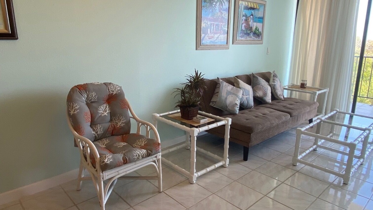 Photo of Livingroom in Discovery Bay