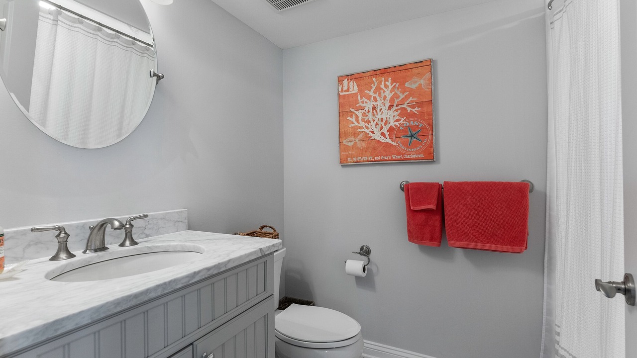Photo of Bathroom in Avalon