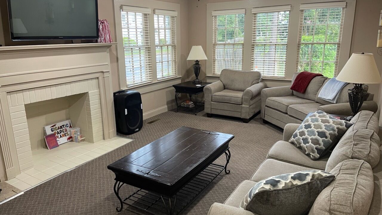 Photo of Livingroom in Tuscaloosa