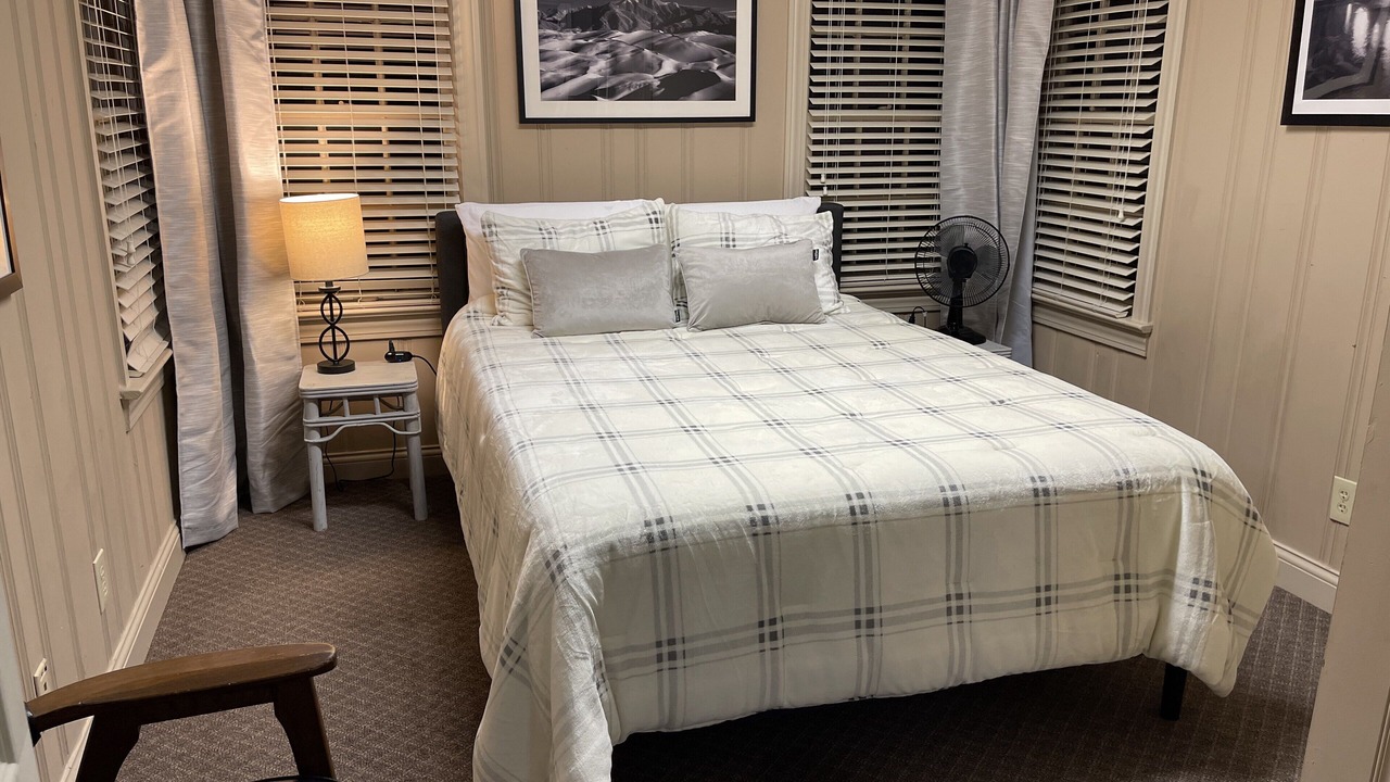 Photo of Bedroom in Tuscaloosa
