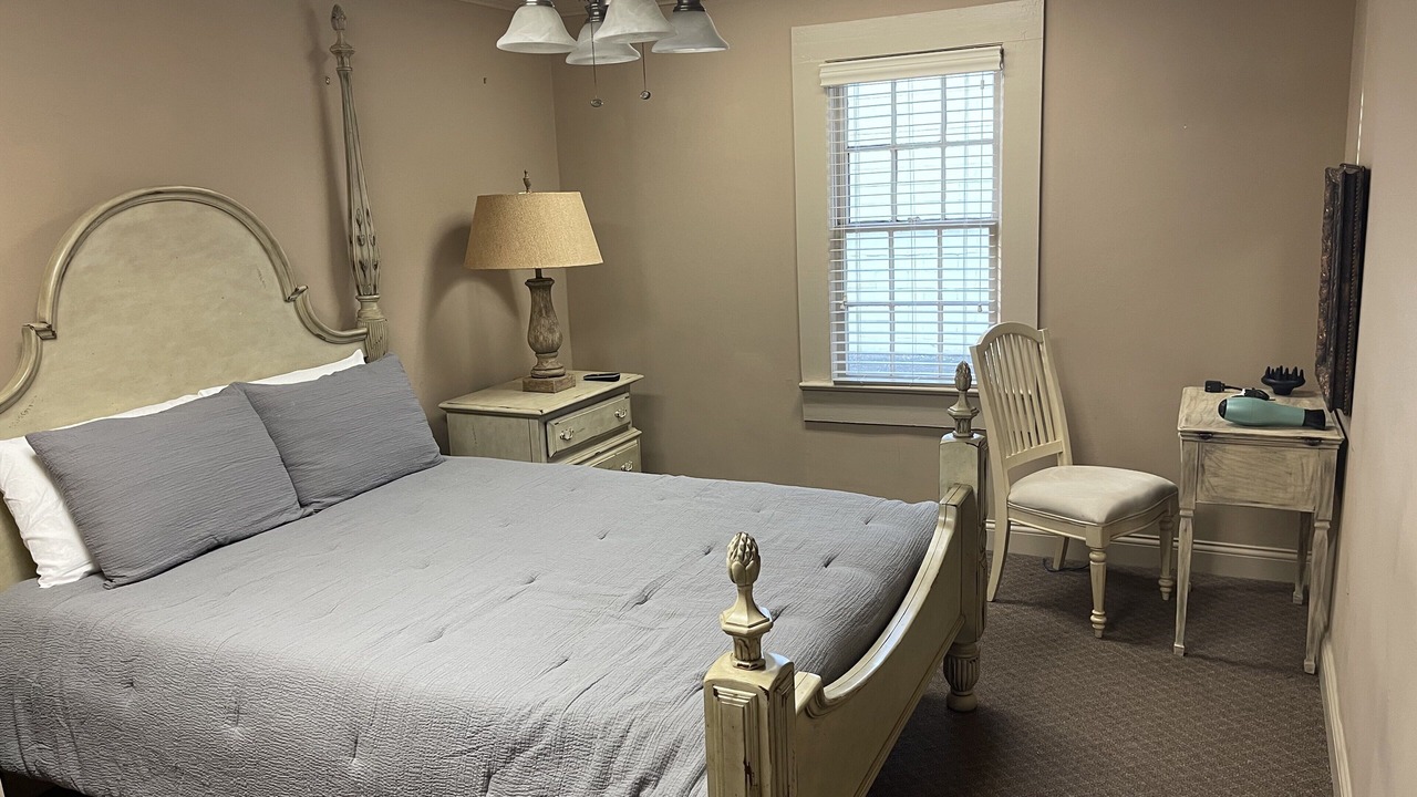 Photo of Bedroom in Tuscaloosa