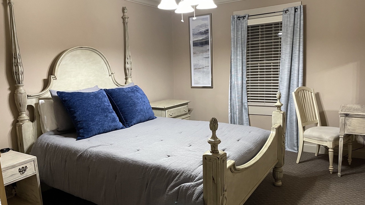Photo of Bedroom in Tuscaloosa