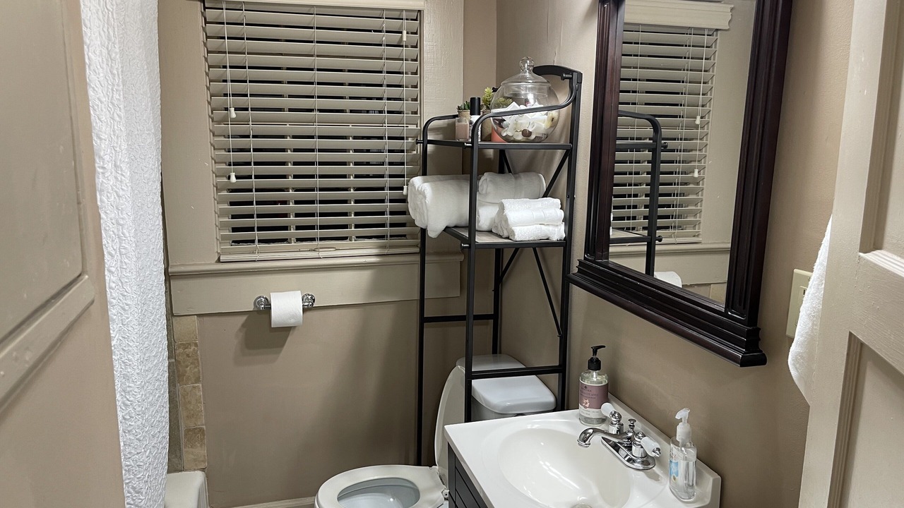 Photo of Bathroom in Tuscaloosa