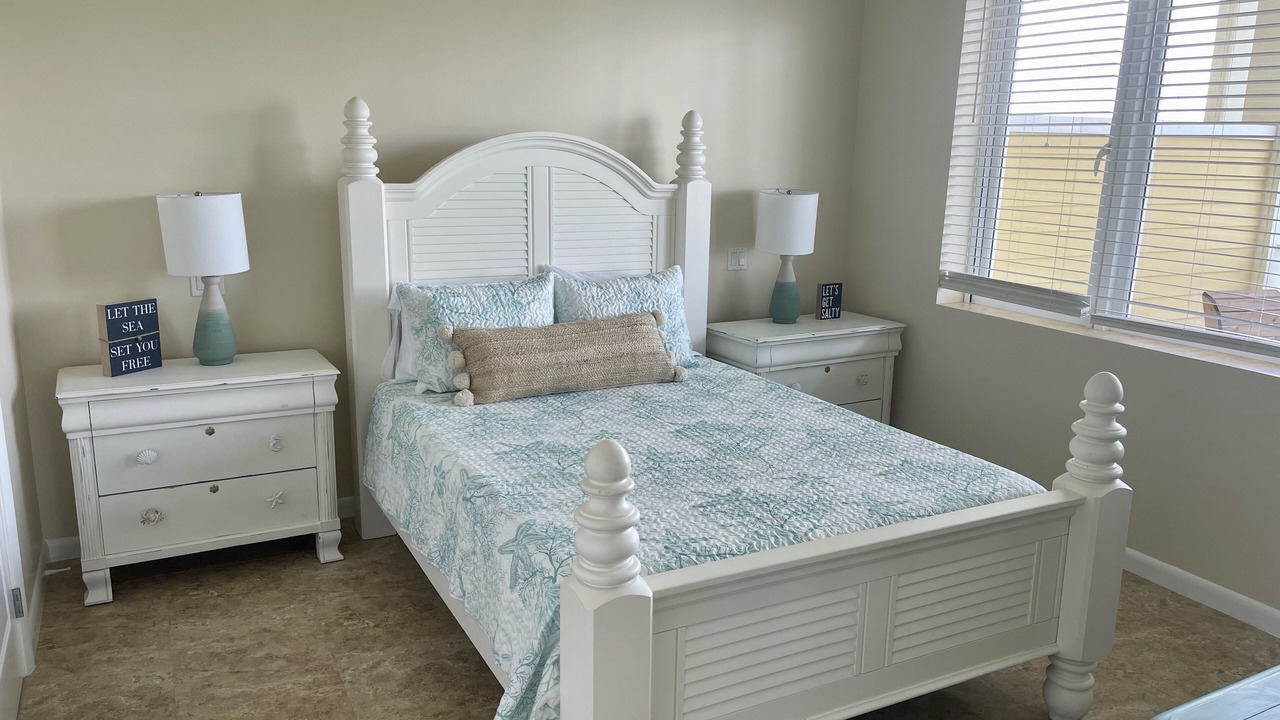 Photo of Bedroom in Grand Bahama Yacht Club