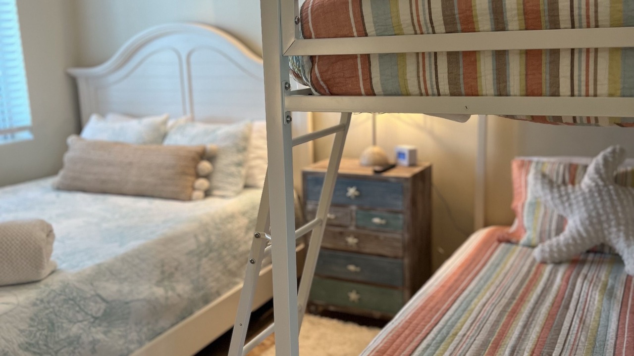 Photo of Bedroom in Grand Bahama Yacht Club